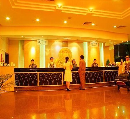 Ya Hua Grand Hotel Changsha Interno foto
